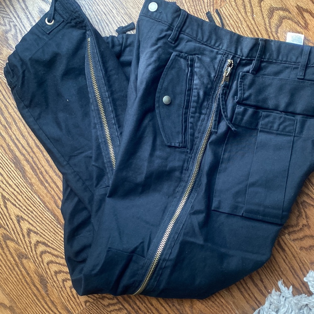 Banana Republic Aviator Pant in black Utilitarian 6 Petite 6P Zip Side NWT #5797 - Picture 9 of 10